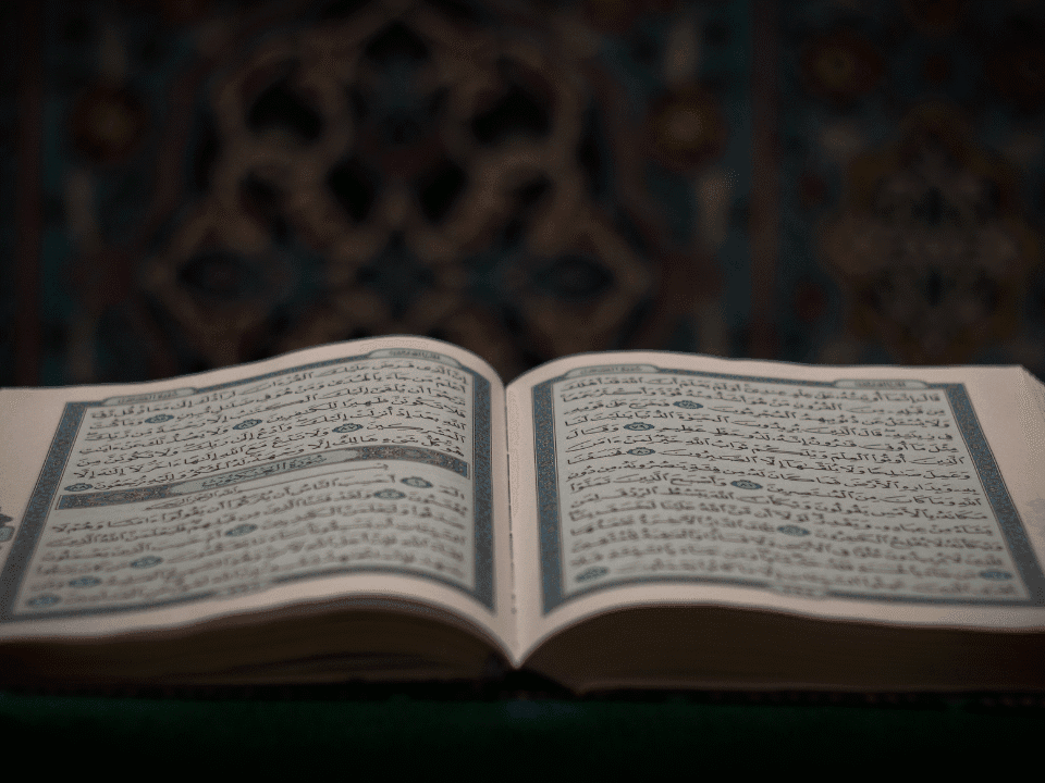 Buy Quran Online in Rawalpindi – Fast, Reliable & Authentic Service