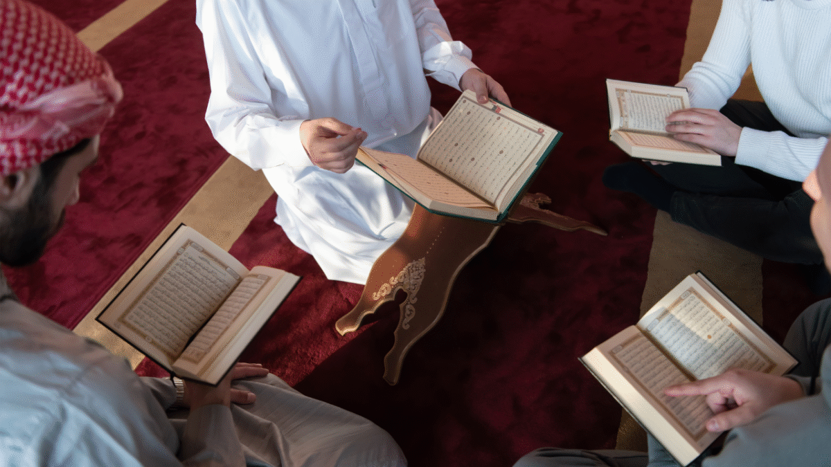 Can We Read Quran While Lying Down? | Authentic Islamic Guidance – Quraan.pk